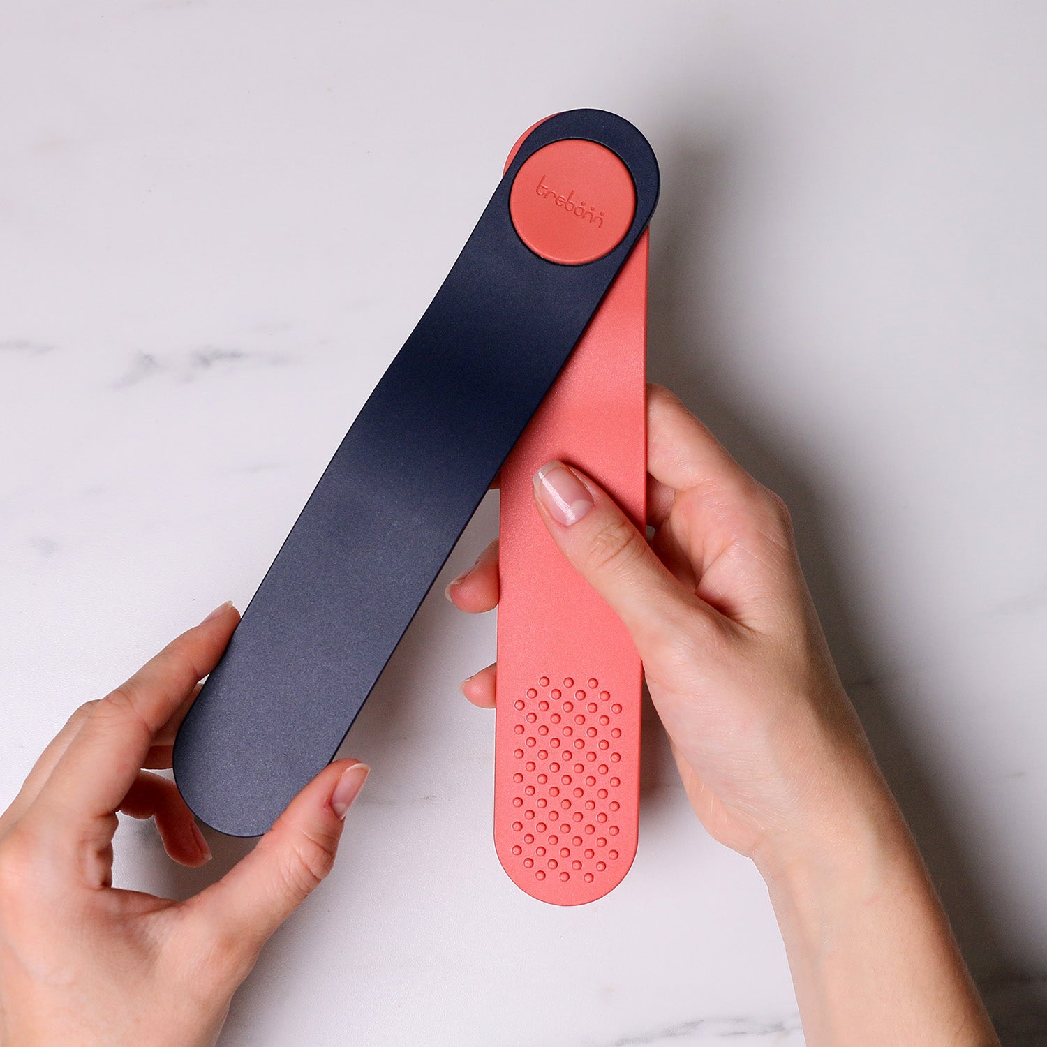 Twist – Pinza E Spatola In Un Prodotto Solo