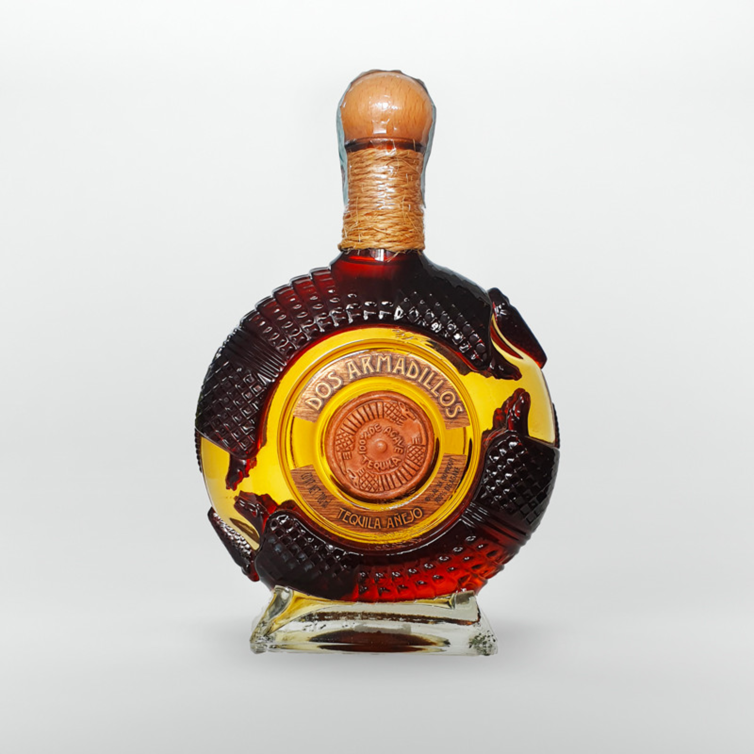 Tequila superpremium Dos Armadillos Añejo Alcohol 40%