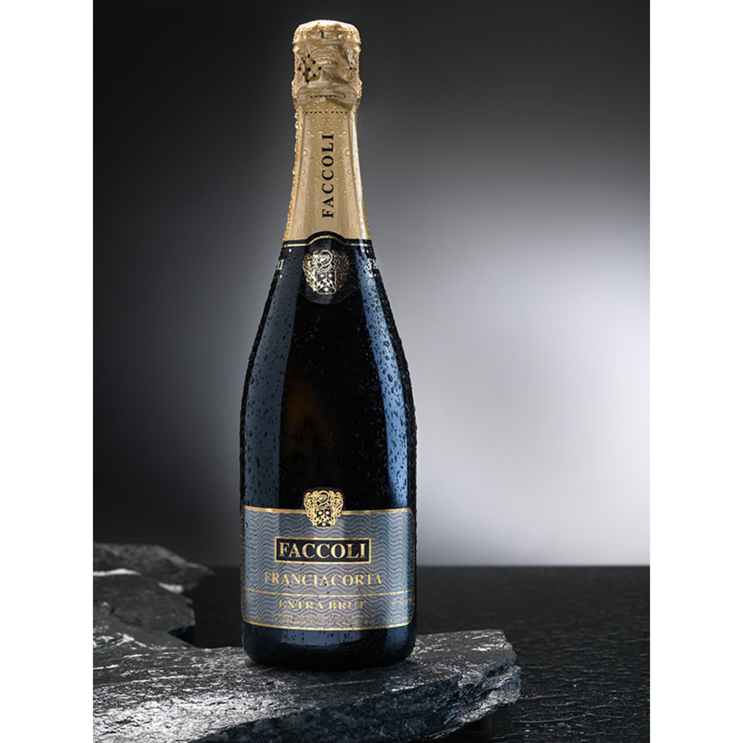 Franciacorta Faccoli extra brut 0,750 l 12,5%vol - 60% Chardonnay, 20% Pinot Bianco, 20% Pinot Nero