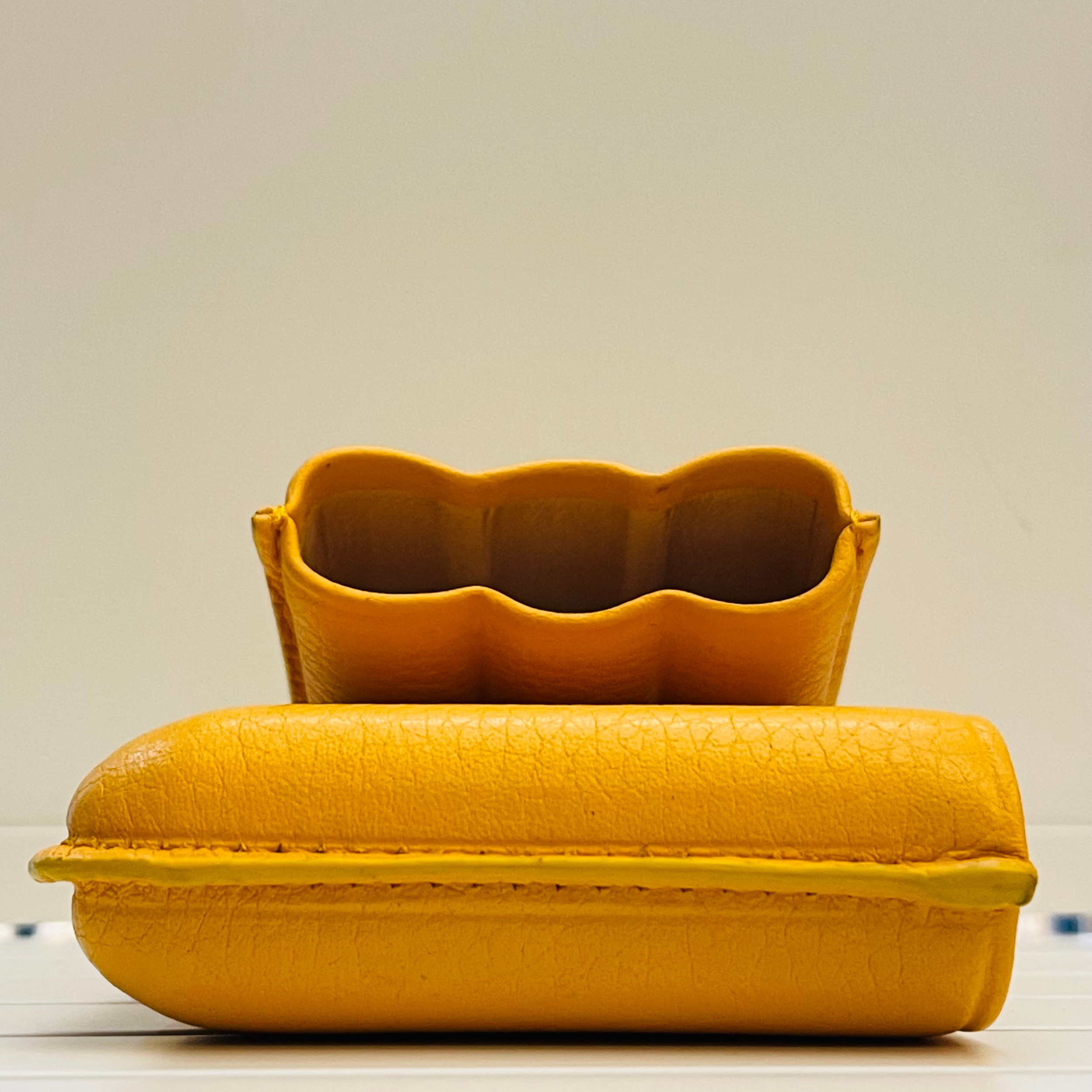Portasigari in vitello martellato o saffiano Cartujano 3 pz giallo -  sigari Toscani ammezzati